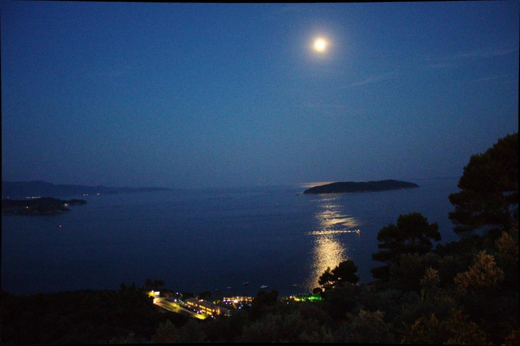 Skiathos Club Hotel & Suites Vasilias  Exteriör bild
