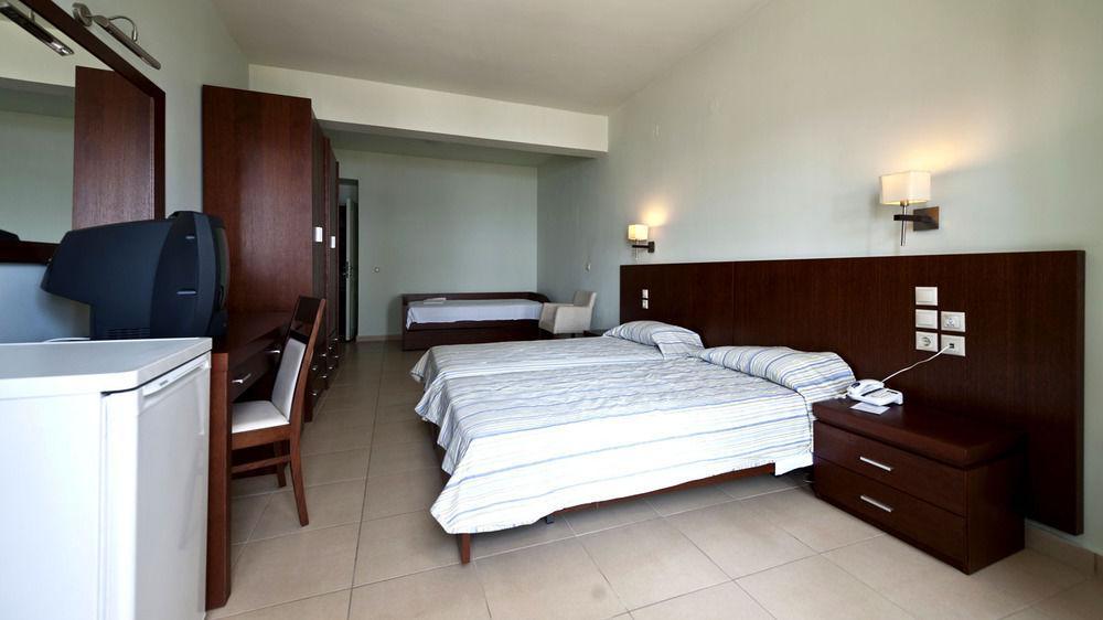 Skiathos Club Hotel & Suites Vasilias  Exteriör bild