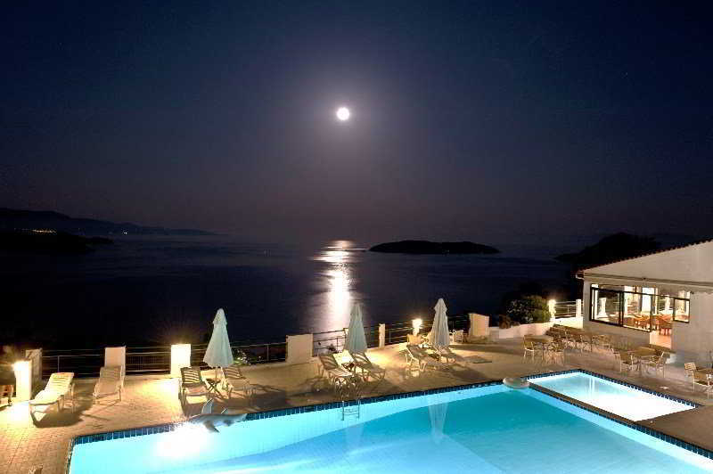 Skiathos Club Hotel & Suites Vasilias  Exteriör bild