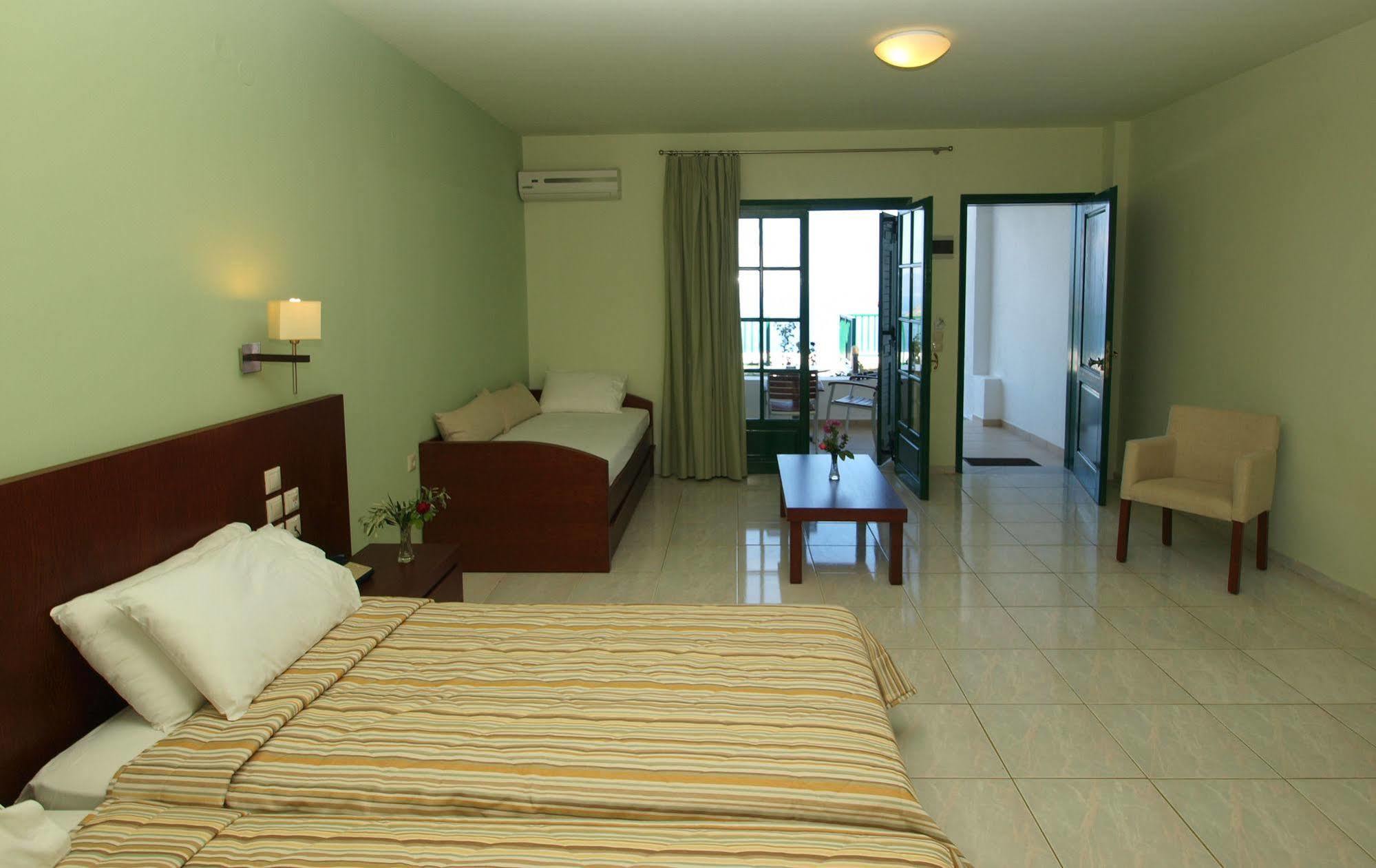 Skiathos Club Hotel & Suites Vasilias  Exteriör bild