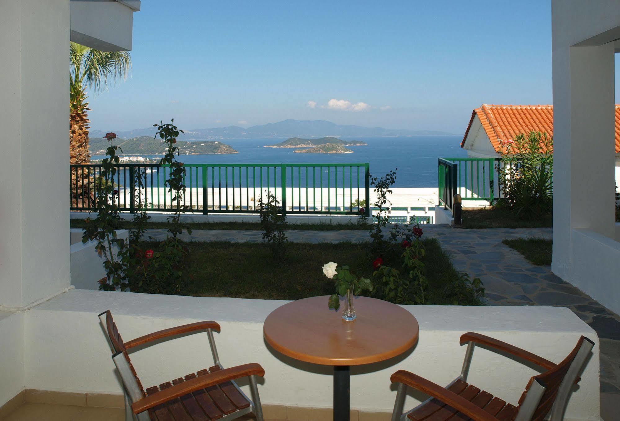Skiathos Club Hotel & Suites Vasilias  Exteriör bild