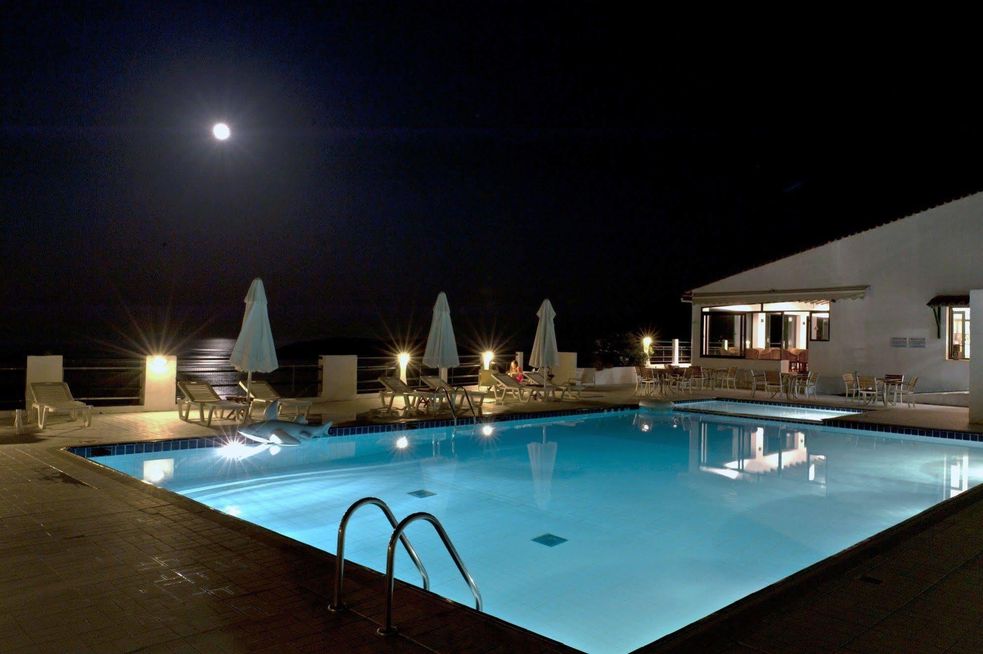 Skiathos Club Hotel & Suites Vasilias  Exteriör bild