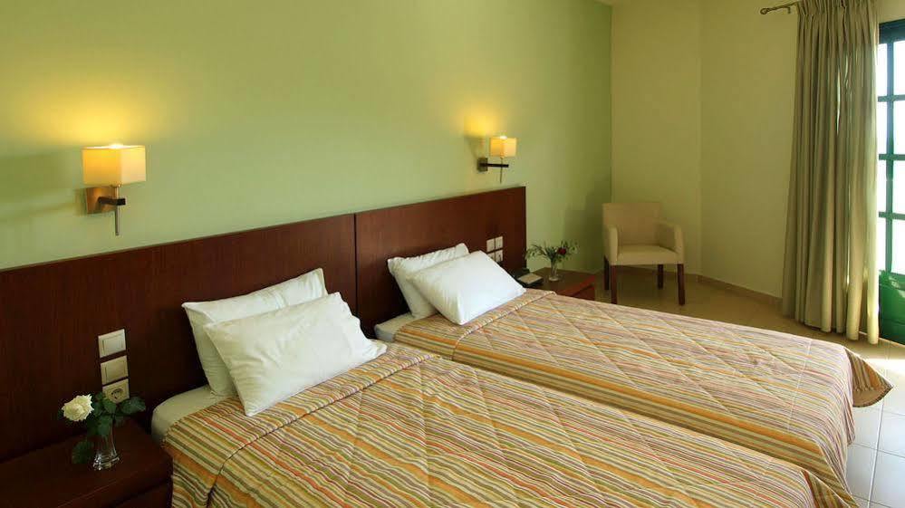 Skiathos Club Hotel & Suites Vasilias  Exteriör bild